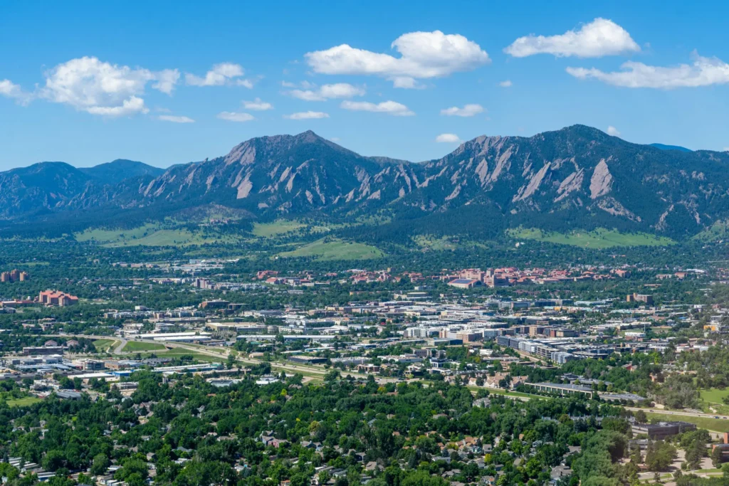 boulder banner